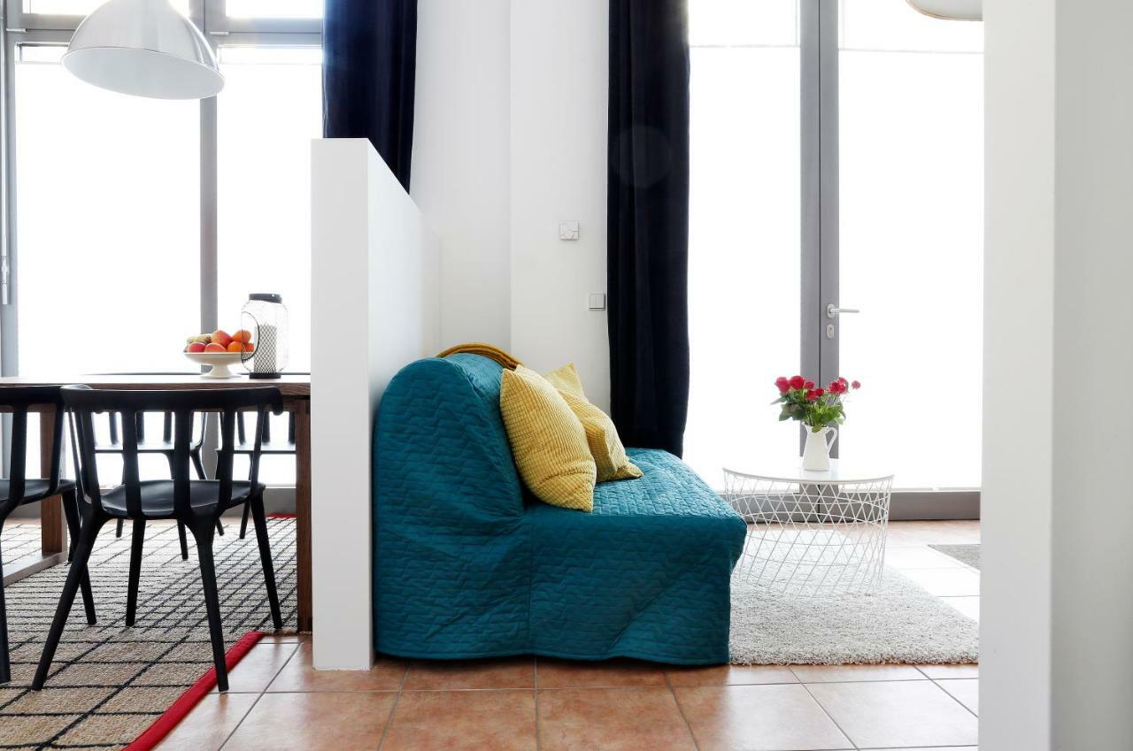 Swine By Rockchair Apartments L Superhost Status L Cozy Family & Business Flair In City Center "Mitte" Modern Studio Boxspringbed Welcomes You! Berlino Esterno foto